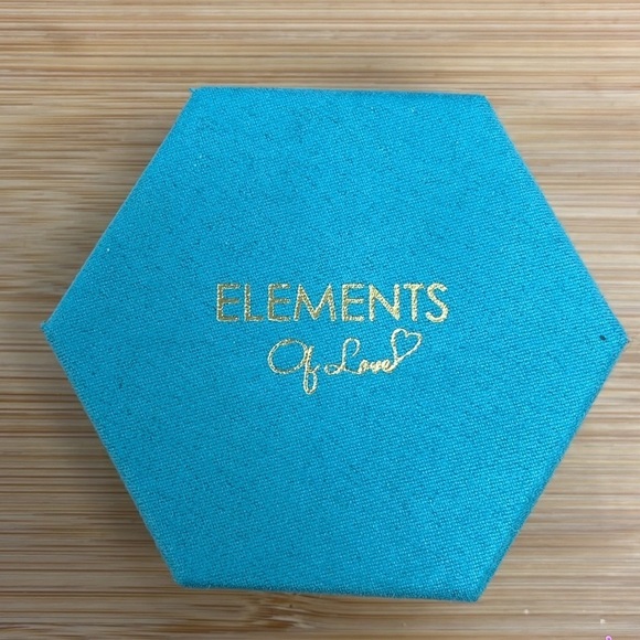 Brand New 14K Gold Plated Necklace Sparkly Rhinestone Bubble Letter Monogram “C” - Picture 9 of 13